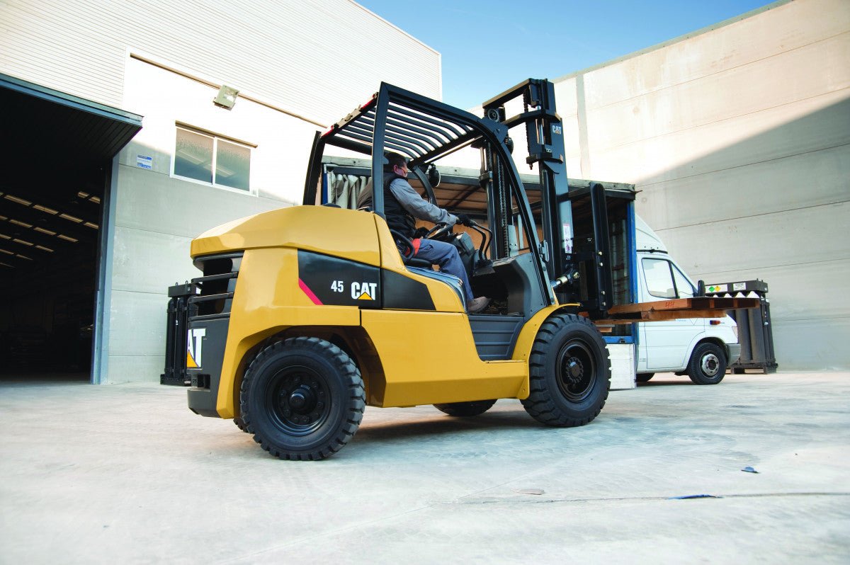 Caterpillar DP33NM Forklift Pdf Parts Manual