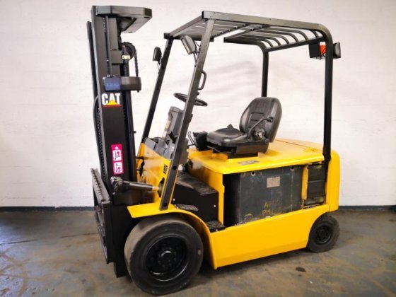 Caterpillar EP30K Forklift Pdf Parts Manual