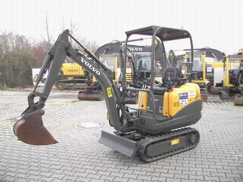 Volvo Ec13 Xr Compact Excavator Pdf Service Repair Manual