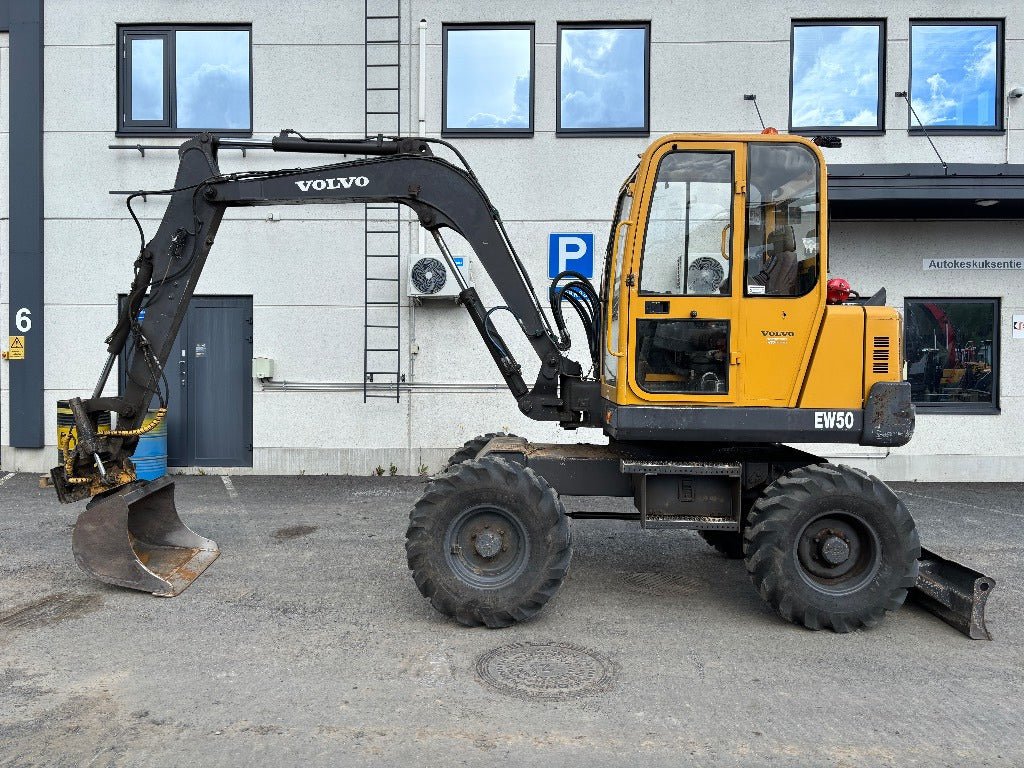 Volvo Ew50 Vv Compact Excavator Pdf Service Repair Manual